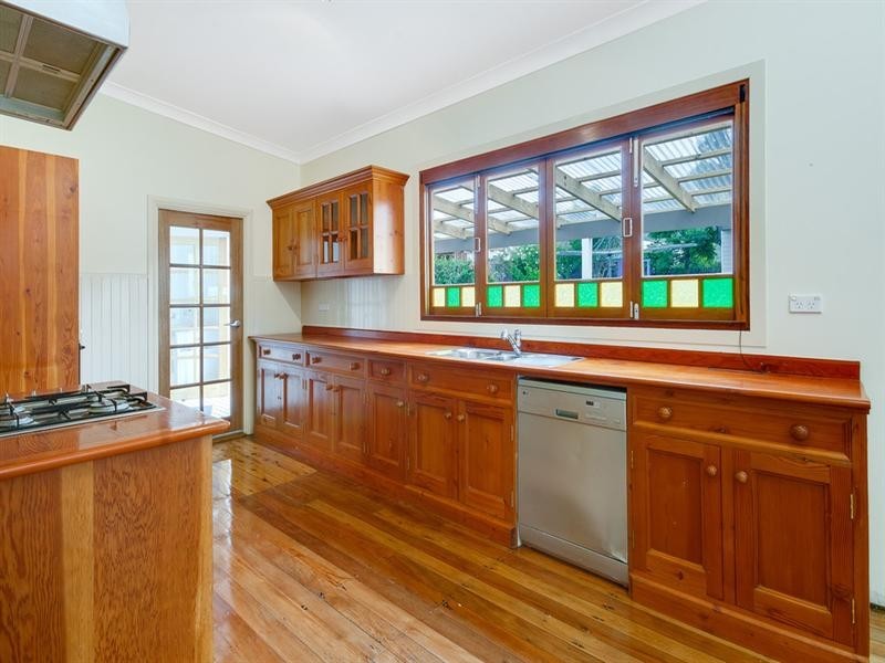 23 Beattie Avenue, Bulli NSW 2516