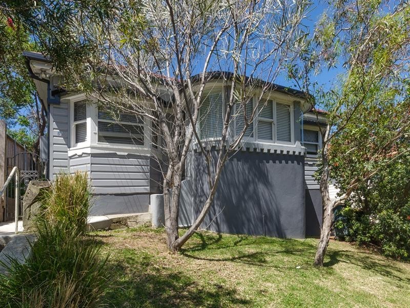 87 Phillip Street, Thirroul NSW 2515