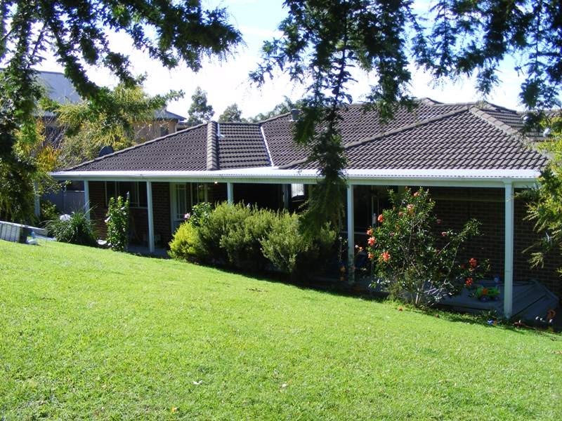 8-10 Coorung Close, Cordeaux Heights NSW 2526