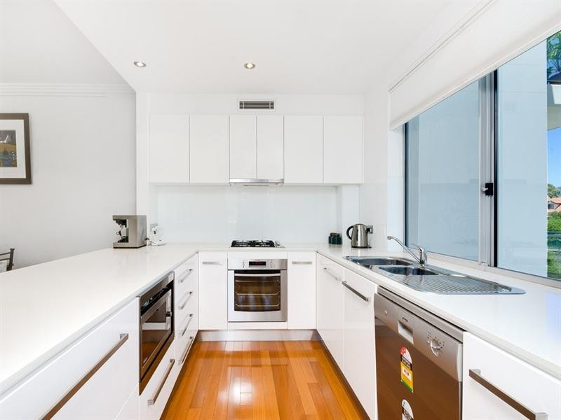 32/40 McCauley Street, Thirroul NSW 2515