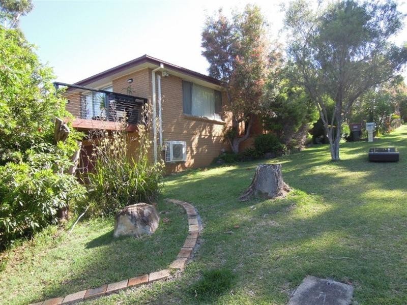 17 Highlands Parade, Bulli NSW 2516