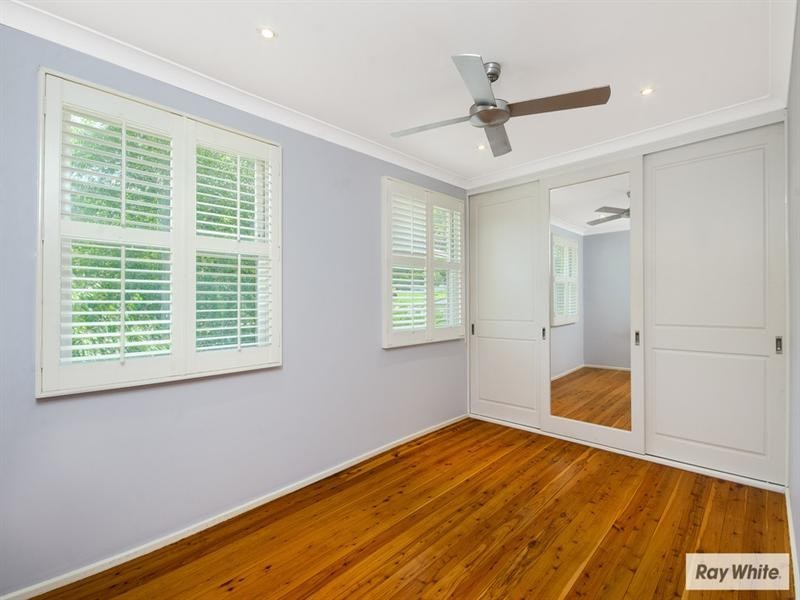 37 Jennifer Crescent, Thirroul NSW 2515