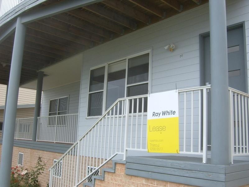 27 Sommerville Street, Bulli NSW 2516