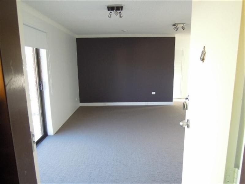 1/45 Thompson Street, Woonona NSW 2517