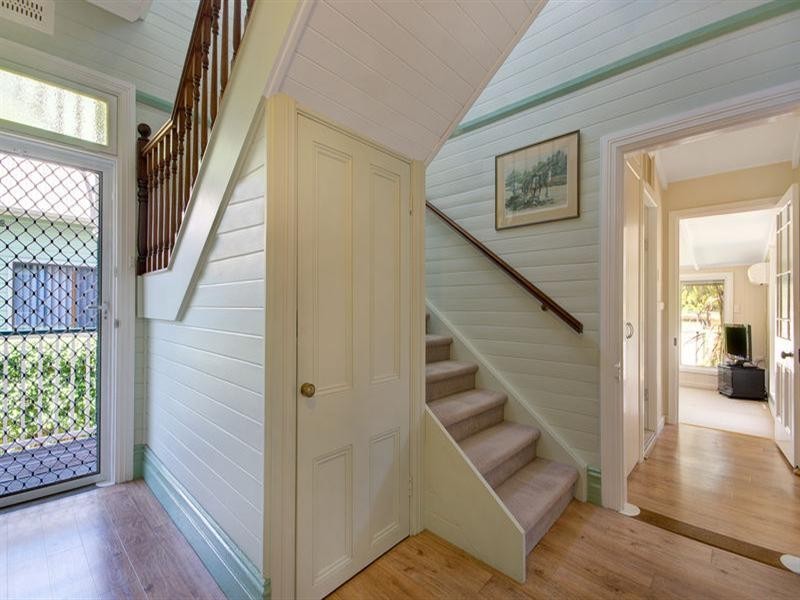 12 Lachlan Street, Thirroul NSW 2515