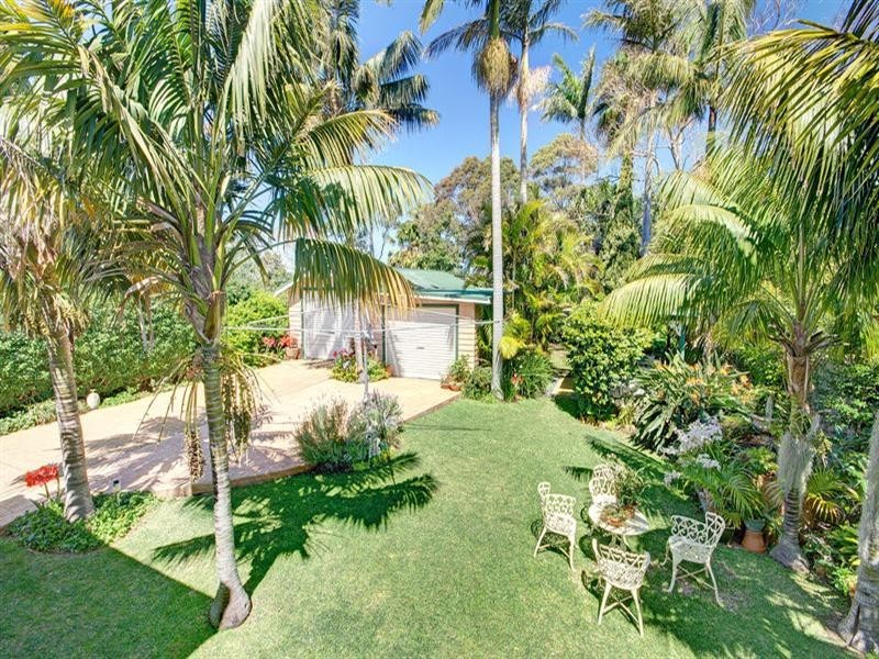 12 Lachlan Street, Thirroul NSW 2515