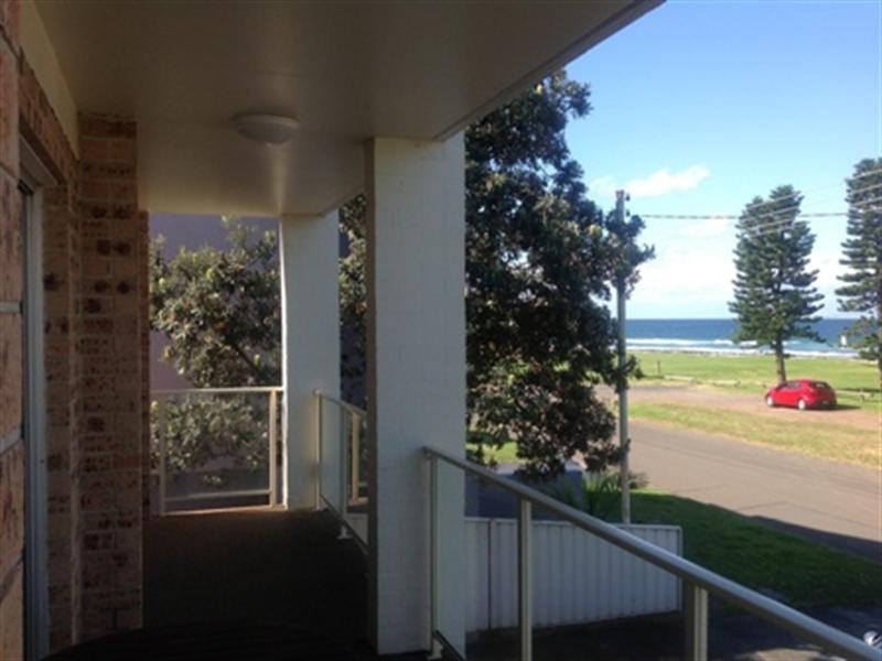 1/14 Mary Street, Thirroul NSW 2515