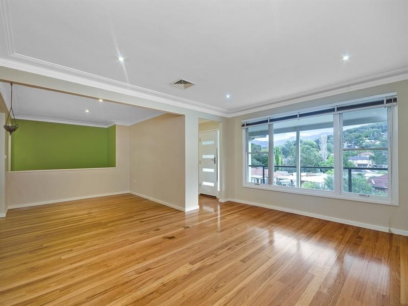 12 Willow Grove, Corrimal NSW 2518