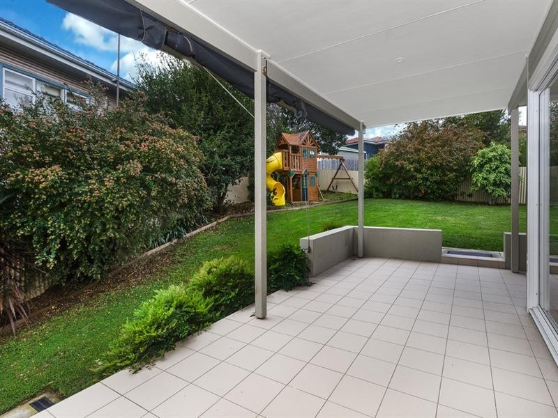 12 Willow Grove, Corrimal NSW 2518