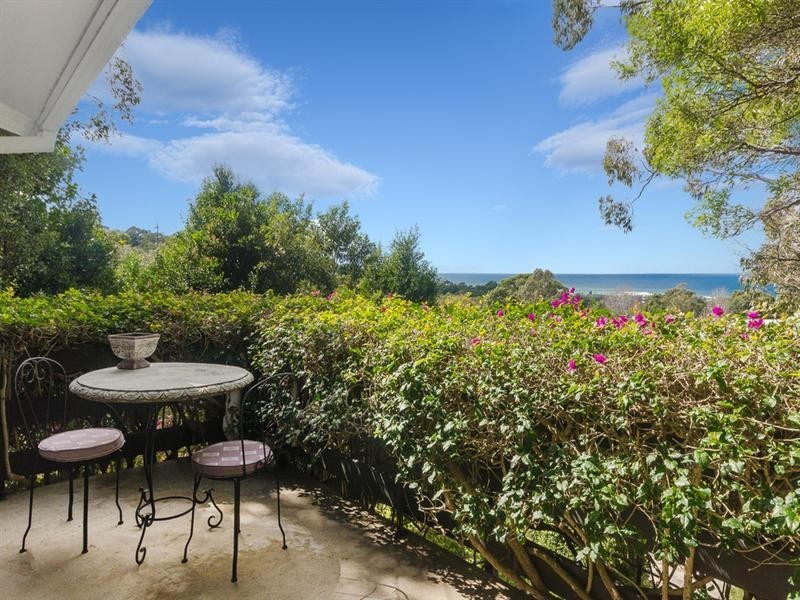12 Joanne Street, Woonona NSW 2517
