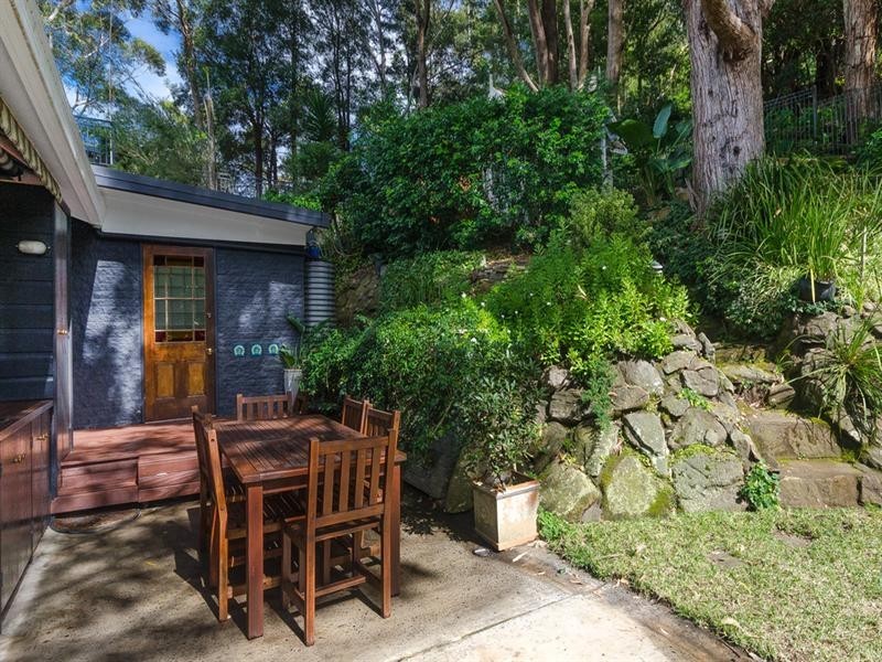 12 Joanne Street, Woonona NSW 2517