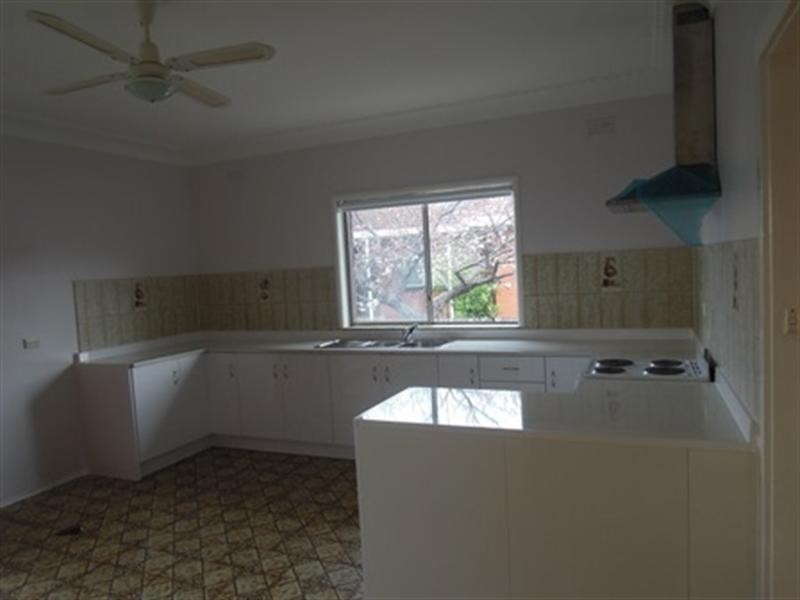 17 Rann Street, Fairy Meadow NSW 2519