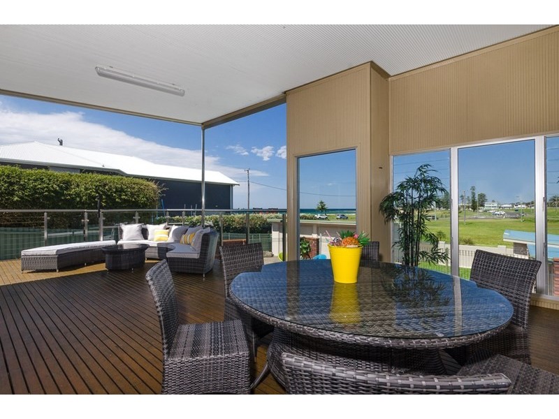 1 Beach Street, Bulli NSW 2516