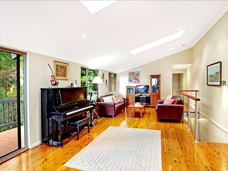 14 Deborah Avenue, Thirroul NSW 2515