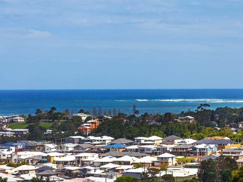 14 Deborah Avenue, Thirroul NSW 2515