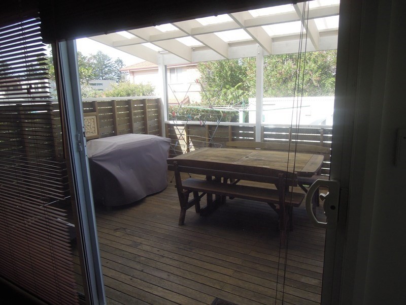 2/13 Arthur Street, Thirroul NSW 2515