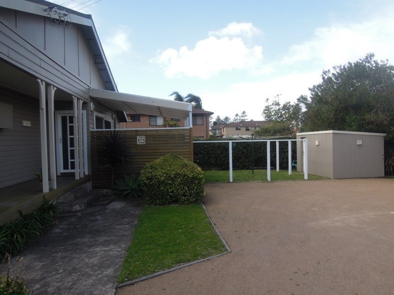 2/13 Arthur Street, Thirroul NSW 2515