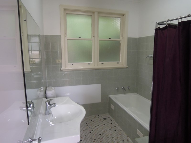 109 New Mt Pleasant Road, Mount Pleasant NSW 2519