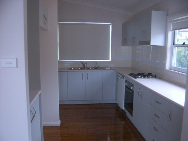 27 Somerville Street, Bulli NSW 2516