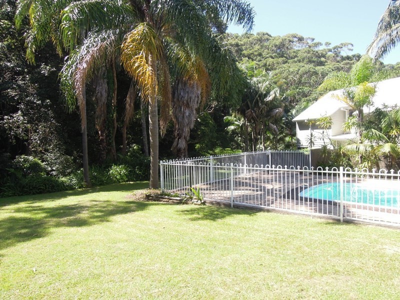 16 Squires Cresent, Coledale NSW 2515