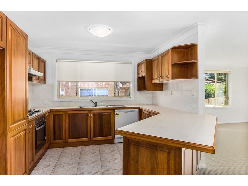 2/17 Bertram Close, Tarrawanna NSW 2518