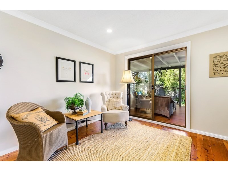 17 Joanne Street, Woonona NSW 2517