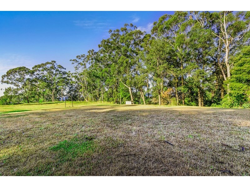 48 Armagh Parade, Thirroul NSW 2515