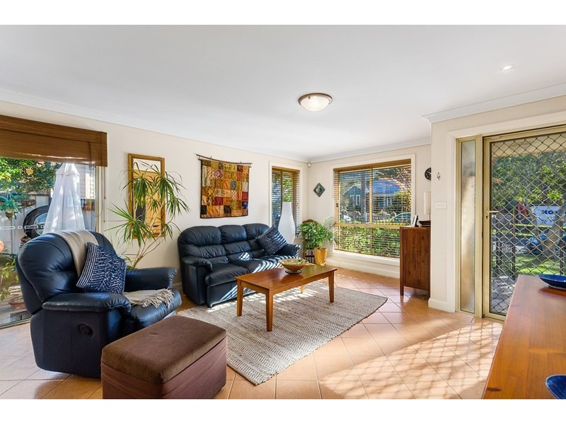1/2 Station Street, Thirroul NSW 2515