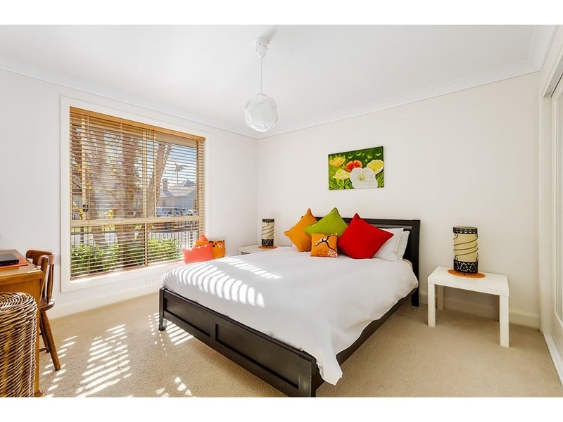 1/2 Station Street, Thirroul NSW 2515