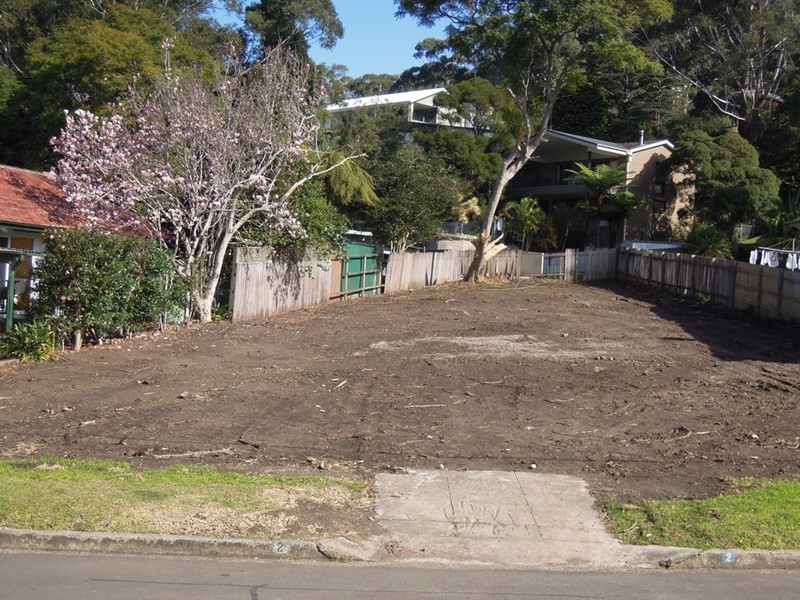 2 Cresting Avenue, Corrimal NSW 2518