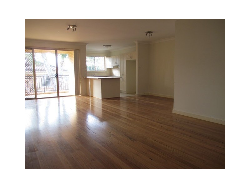 22/14 Raymond Road, Thirroul NSW 2515