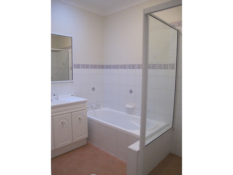 22/14 Raymond Road, Thirroul NSW 2515