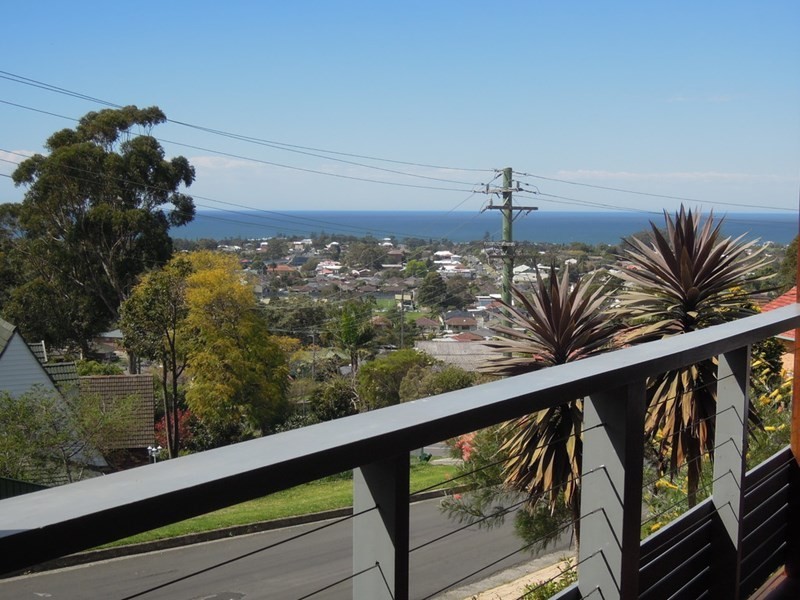 62 STEPHEN Drive, Woonona NSW 2517