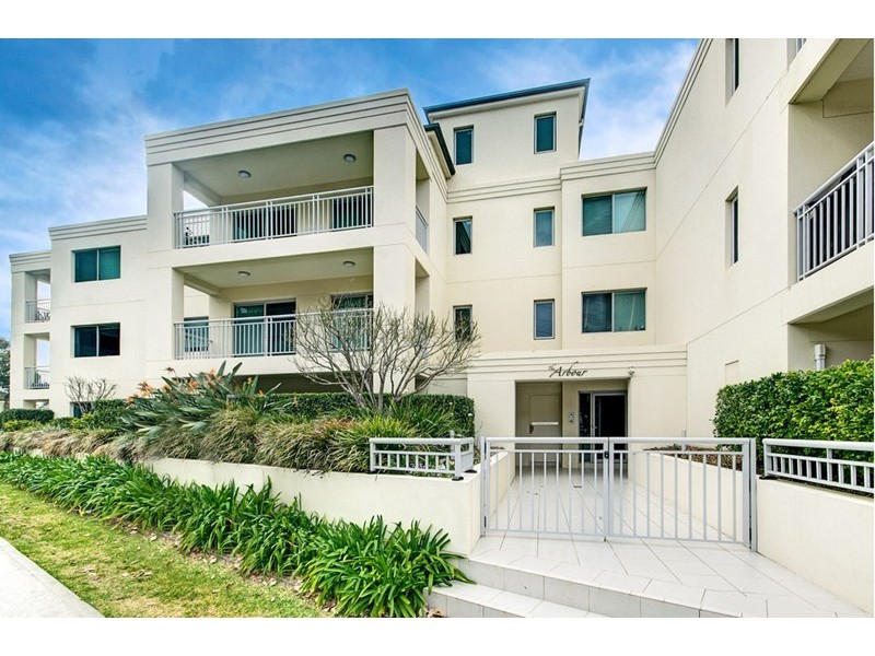3/5 Station Street, Thirroul NSW 2515