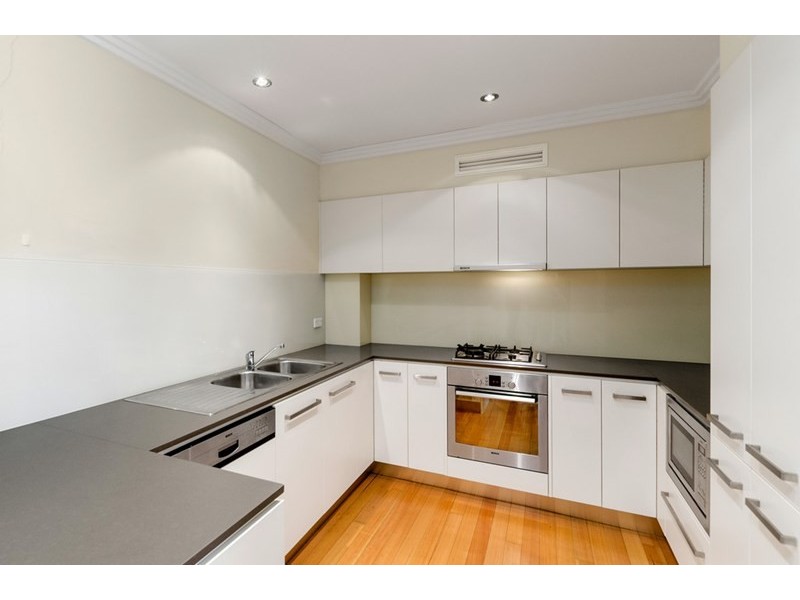3/5 Station Street, Thirroul NSW 2515