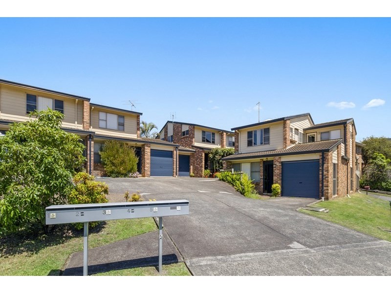 3/5 Newbold Close, Thirroul NSW 2515