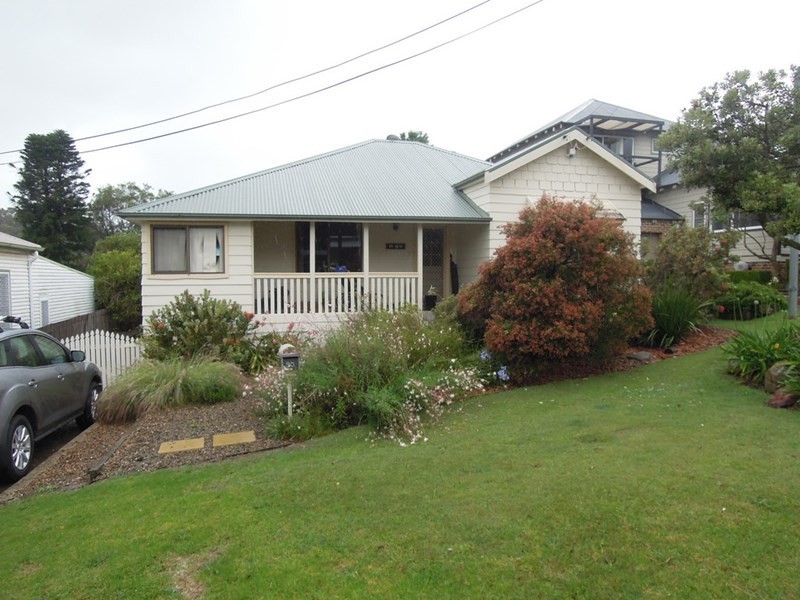 50 Lachlan Street, Thirroul NSW 2515