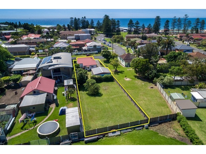 14 Arthur Street, Thirroul NSW 2515