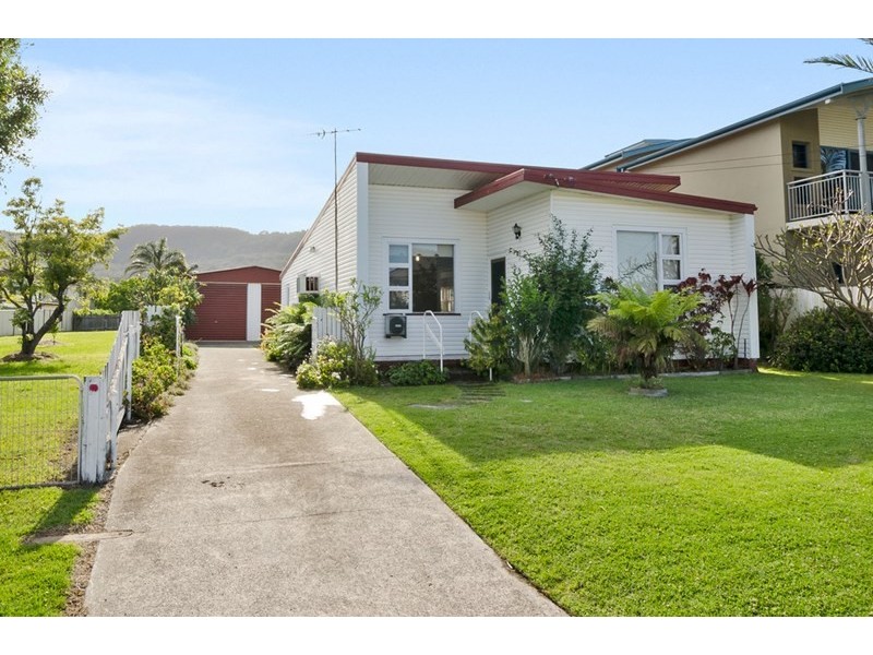 14 Arthur Street, Thirroul NSW 2515