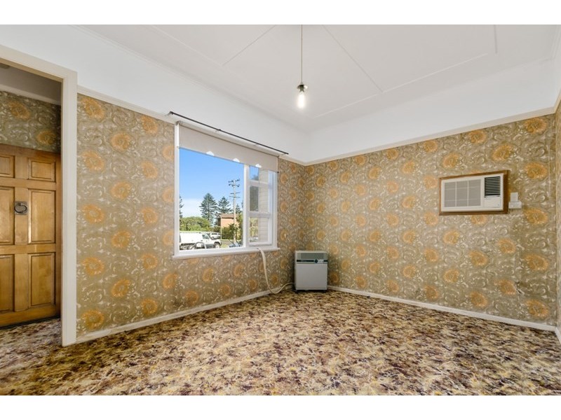14 Arthur Street, Thirroul NSW 2515