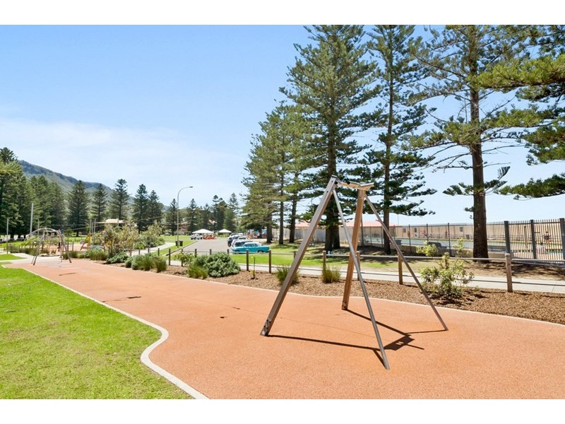 14 Arthur Street, Thirroul NSW 2515