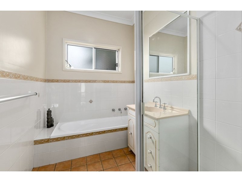 85 Princes Highway, Thirroul NSW 2515