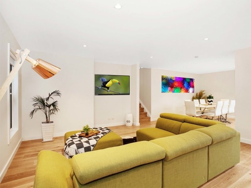 9 Raymond Road, Thirroul NSW 2515