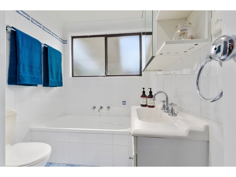 82 Princes Highway, Thirroul NSW 2515