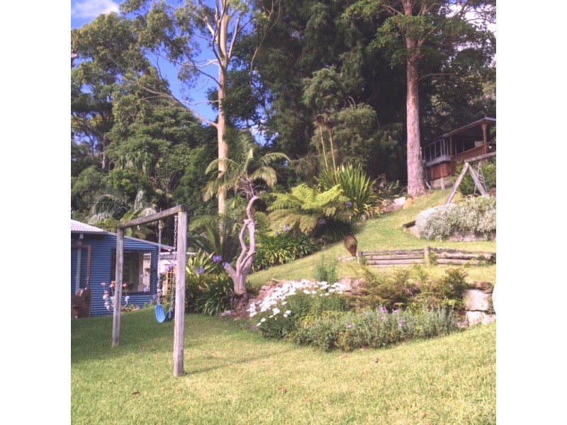 4 Sweeney Place, Wombarra NSW 2515