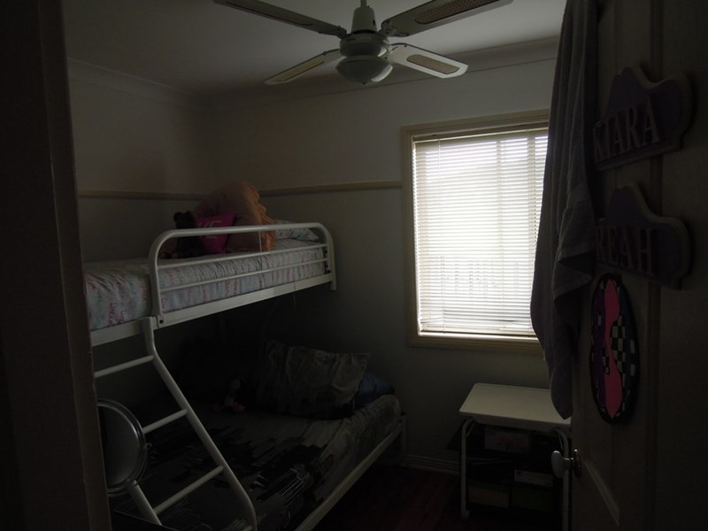 8 Jones Street, Mount Warrigal NSW 2528