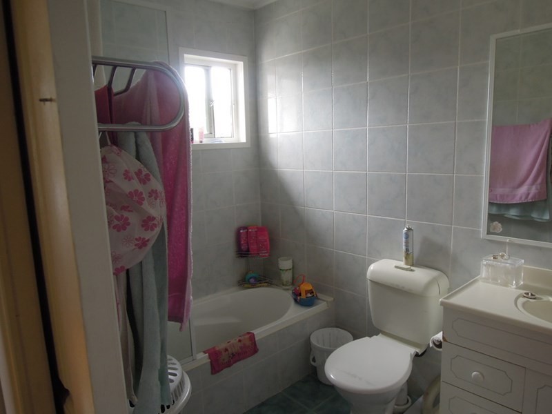 8 Jones Street, Mount Warrigal NSW 2528