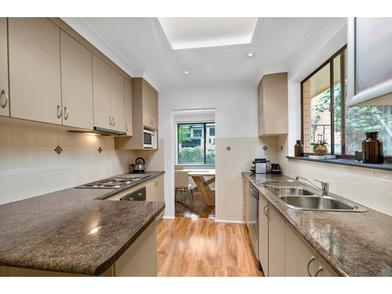 52 Stones Road, Mount Kembla NSW 2526