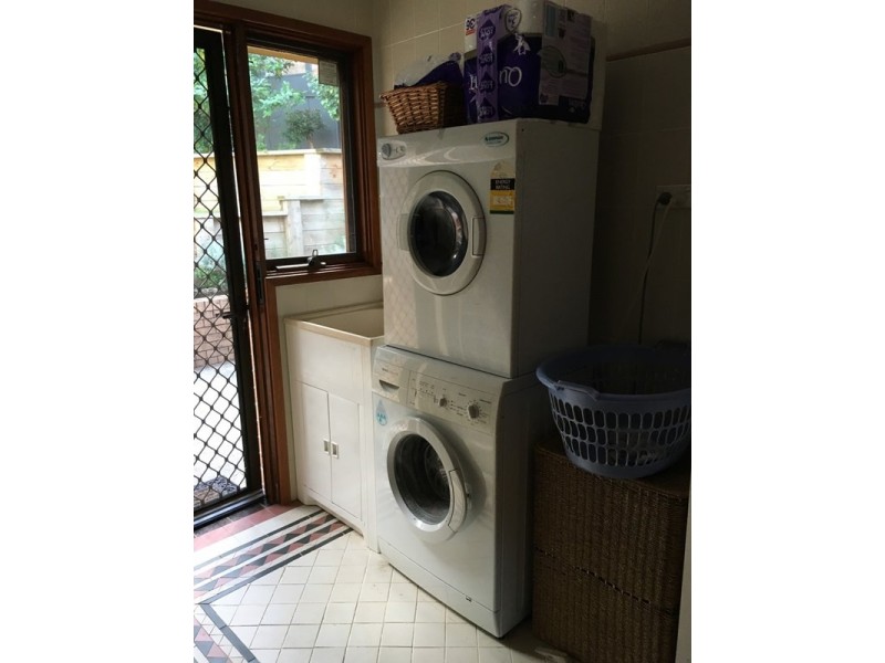 8 Cornock Avenue, Thirroul NSW 2515