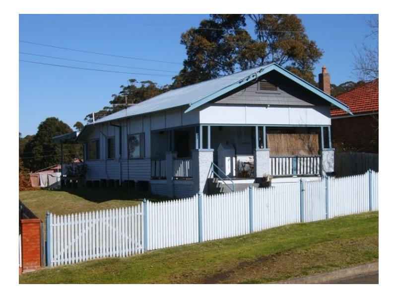 24 Lachlan Street, Thirroul NSW 2515